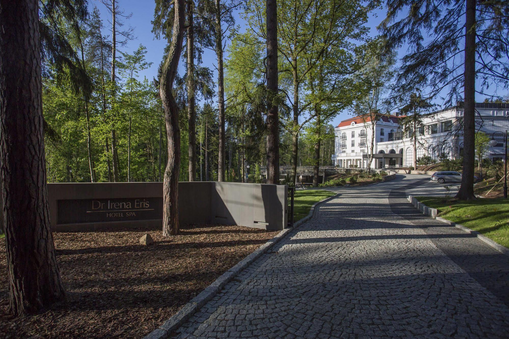 Hotel Spa Dr Irena Eris Polanica Zdroj Buitenkant foto